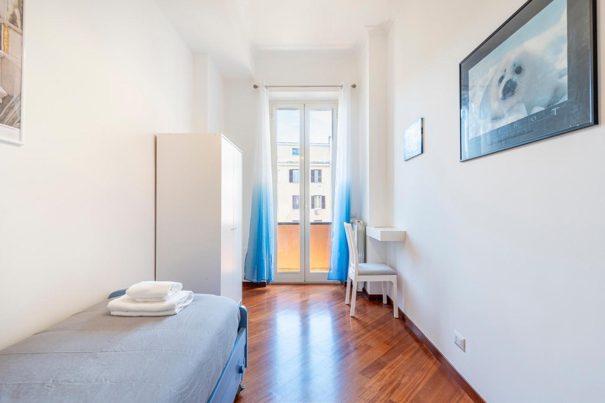 Vatican Art Apartment Rom